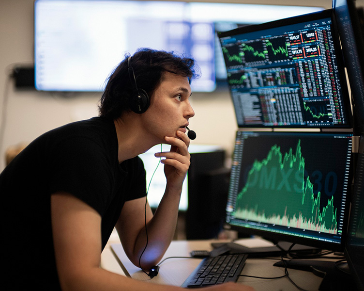 Trading platform man_cms